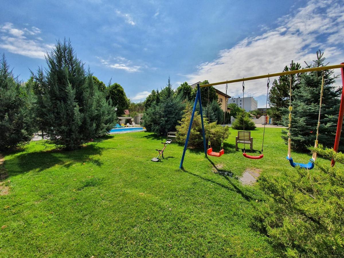 Apartment Portobella Airport - Self Check In Otopeni